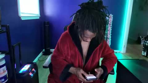 Snapshot of gottalovechocolatexxx chatting on October 19, 4:22 pm gottalovechocolatexxx online show from October 19, 4:22 pm