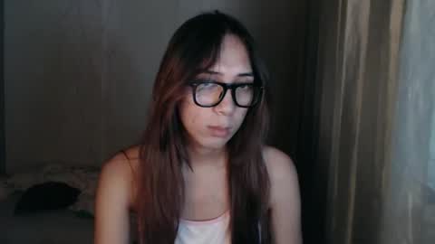 HoneyGrace online show from March 26, 1:49 pm