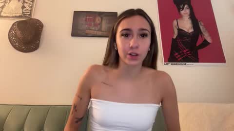 graceyrose online show from November 25, 8:29 pm