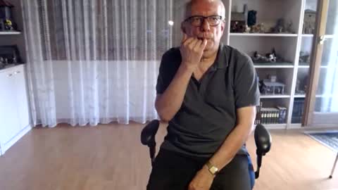 grandpach online show from April 11, 12:31 pm