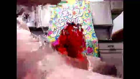 gravybaby333 online show from April 11, 8:40 am