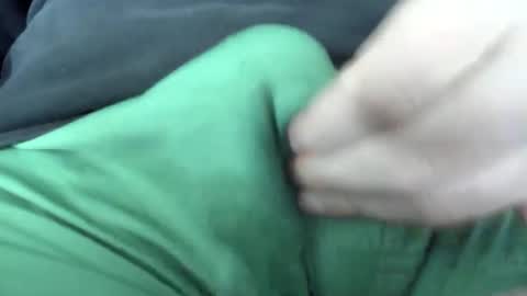 Snapshot of greatjunes chatting on December 26, 2:05 pm gr8head online show from December 26, 2:05 pm