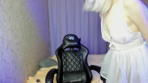 Lilith online show from January 19, 11:45 am