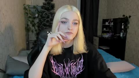 Lilith online show from January 6, 1:42 am