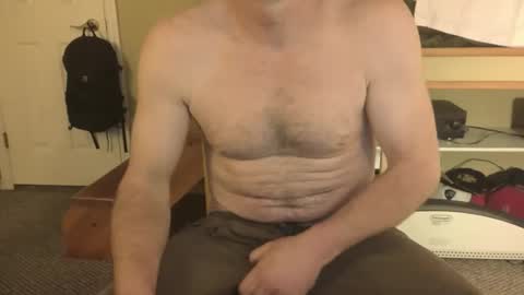 Snapshot of greenrooster1 chatting on October 19, 8:46 pm greenrooster1 online show from October 19, 8:46 pm