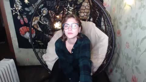 Lina online show from October 18, 11:47 am