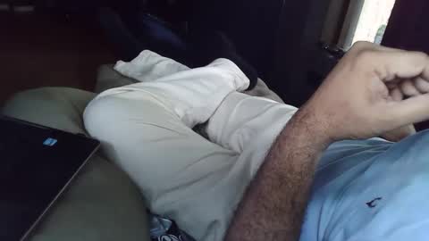Snapshot of grey_stud chatting on October 22, 5:32 am Grey Stud online show from October 22, 5:32 am