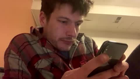 Perfectlyaveragesavage online show from April 8, 1:30 am