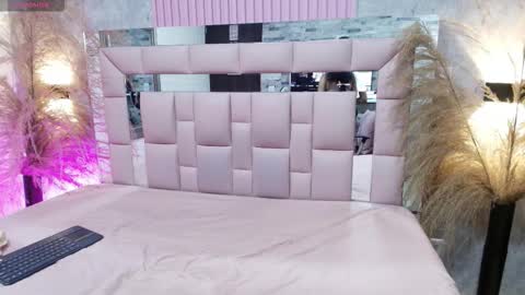    online show from December 19, 8:37 pm