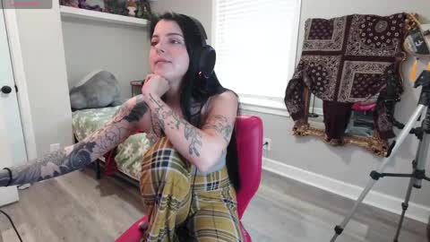 grumpytwo online show from April 18, 10:21 pm