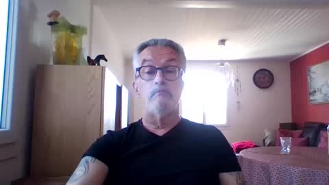 Grybear online show from March 31, 10:48 am