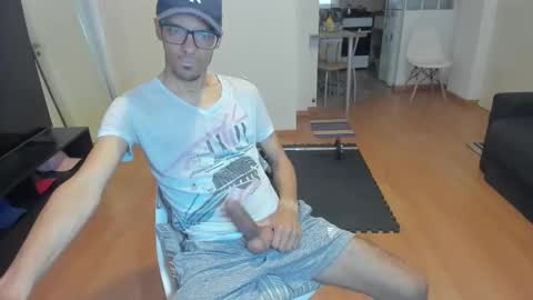 guachin_new online show from September 20, 1:36 pm