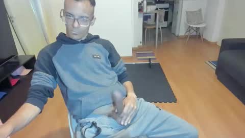 guachin_new online show from September 10, 3:29 am