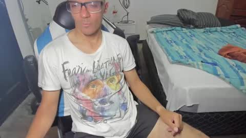 guachin_new online show from December 8, 12:24 am