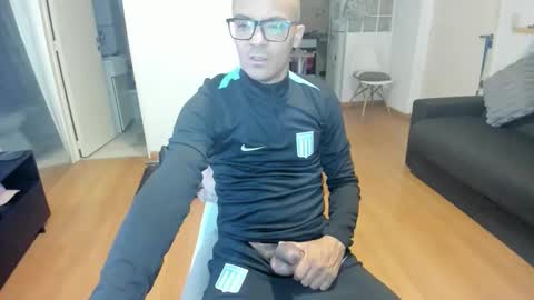 guachin_new online show from April 22, 8:16 pm