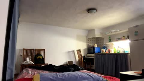 guardiannif_ online show from December 21, 5:41 pm