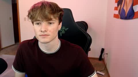 gucciboi4 online show from November 20, 4:59 pm