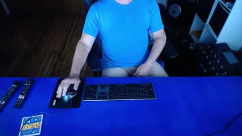 guesswhatigot2 online show from February 12, 8:49 am