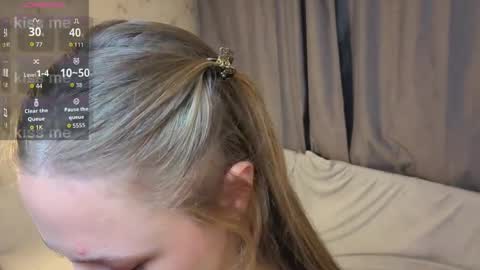 Hello im Hannah online show from March 30, 7:14 pm