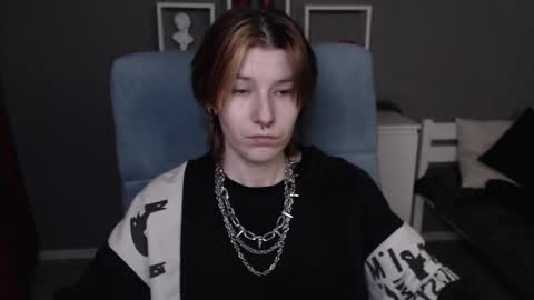 guitarandangell online show from February 9, 5:00 am