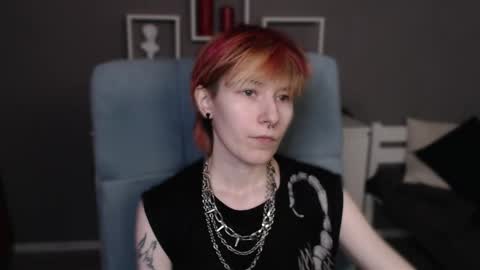 guitarandangell online show from March 31, 1:55 pm