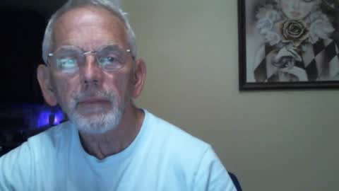 Roy online show from December 8, 10:25 pm