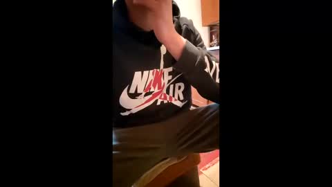 guma284260 online show from April 12, 5:55 am