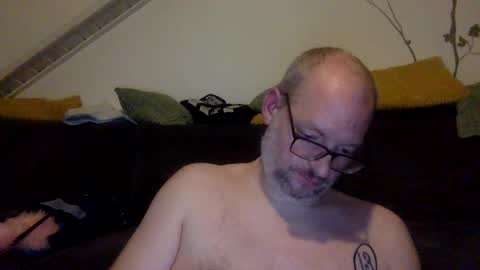 gummicasual online show from February 15, 8:11 pm