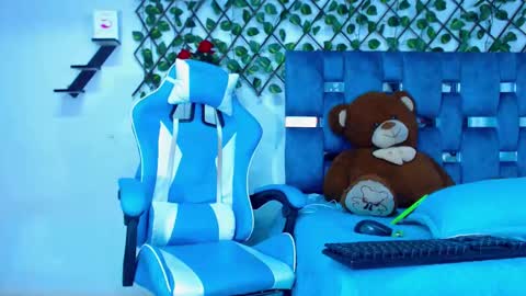 Hakim online show from January 12, 5:01 pm