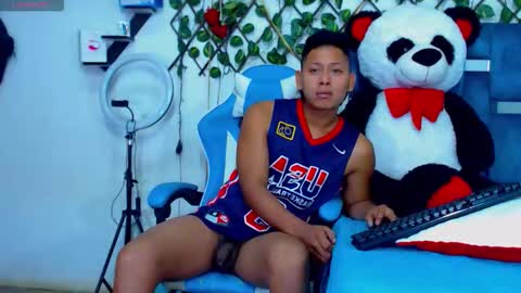 Hakim online show from December 5, 6:27 pm