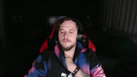 guydude1000 online show from October 18, 11:53 pm