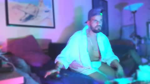 GuyST049 online show from March 5, 5:16 am