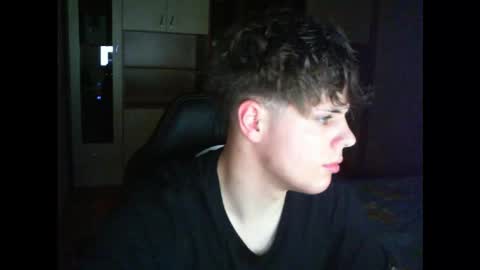 gymguy0505 online show from December 22, 11:11 pm