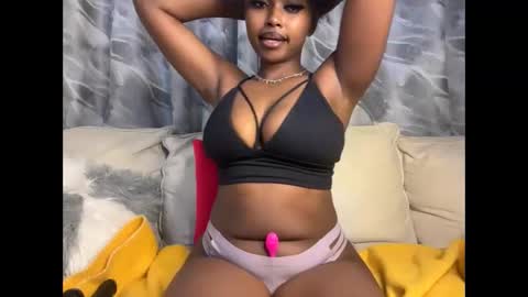 h_o_t_goddess online show from May 10, 4:41 am