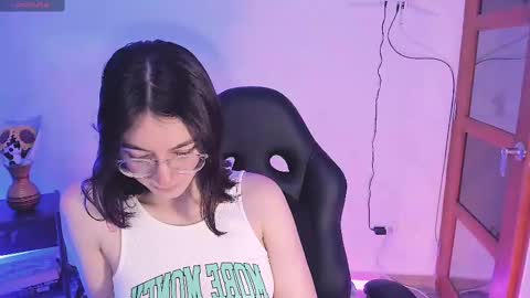 haanna_thompsoon online show from December 6, 7:17 pm