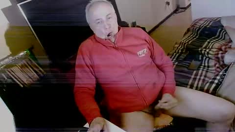 Snapshot of hacknoob62 chatting on January 13, 6:05 pm hacknoob62 online show from January 13, 6:05 pm