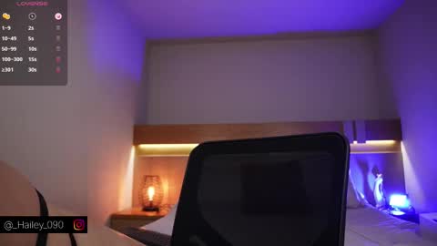 Hailey online show from February 16, 6:06 pm