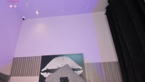 laura online show from March 13, 11:30 pm