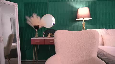 Hailey online show from January 19, 4:22 am