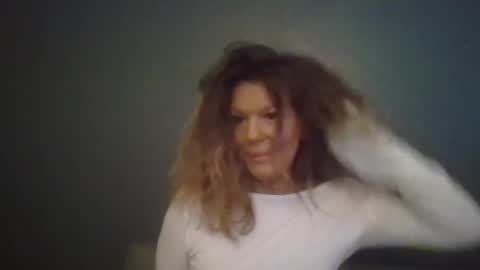 Hailey online show from December 15, 8:38 pm