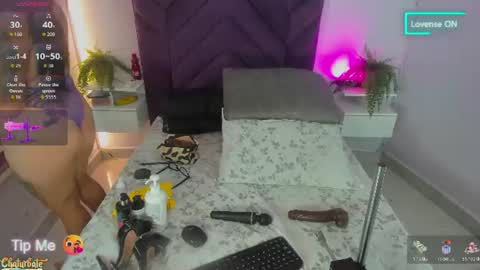 haileystonei online show from July 5, 11:39 am