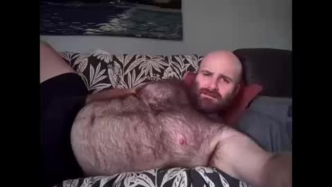 Snapshot of hairiestbear chatting on October 11, 6:00 pm Hairiest Bear online show from October 11, 6:00 pm