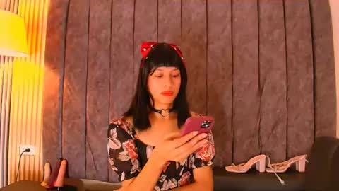 Hamsel  online show from June 18, 2:11 pm