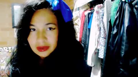 HANMy Dears make sure to follow me here create a FREE account if you dont have one and chat thank you. online show from October 28, 4:13 am