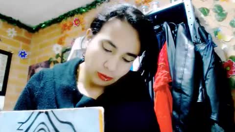 HANMy Dears make sure to follow me here create a FREE account if you dont have one and chat thank you. online show from November 25, 3:05 am