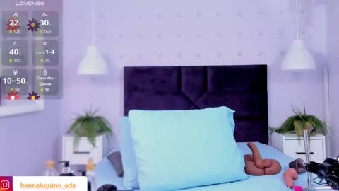 hanaahquinn online show from September 23, 11:37 am