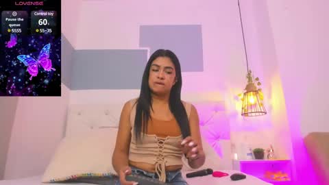hanah_gray online show from February 22, 11:35 am