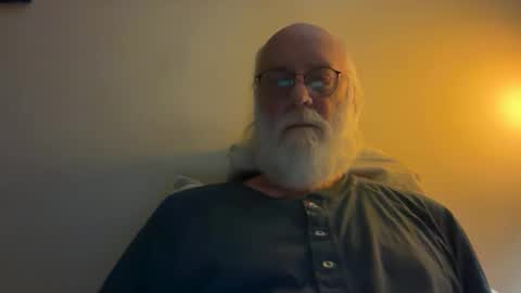 handful753128 online show from December 16, 2:52 am