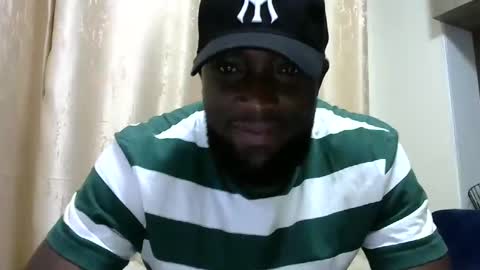 handsome king online show from February 13, 7:52 pm