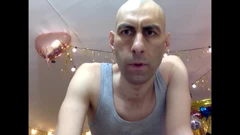 HandsomeAlfie online show from January 14, 2:30 am